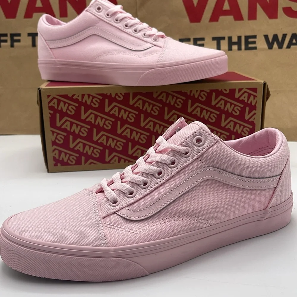 Vans WMNS Pink Sneakers Classic Design Old Skool
Pastel Mono Pink
VN000CT8PNK - Picture 2 of 16